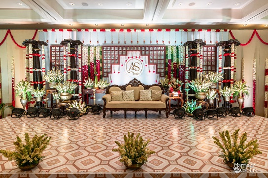 leela palace wedding reception decor