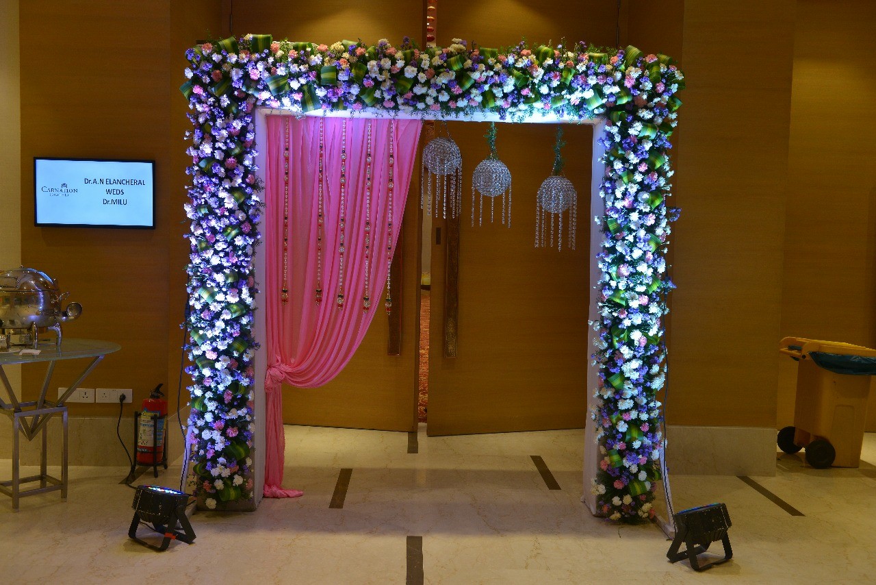 reception decor at hotel feathers